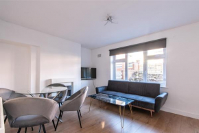 3BR Nottingham House, WiFi & Free On-Street Parking